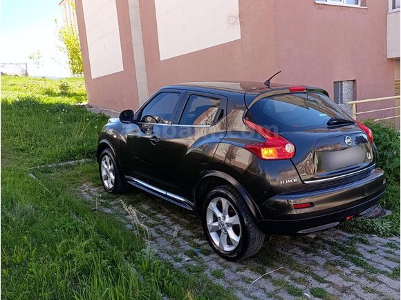 Nissan Juke 1.6 Tekna )