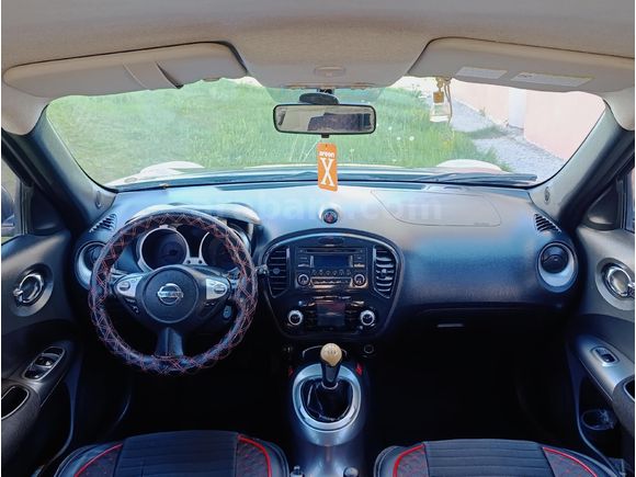 Nissan Juke 1.6 Tekna )