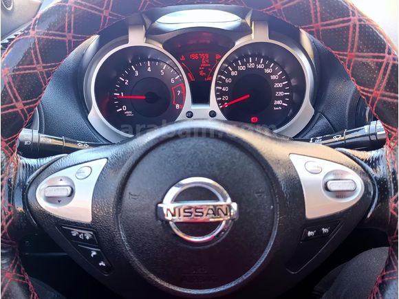Nissan Juke 1.6 Tekna )