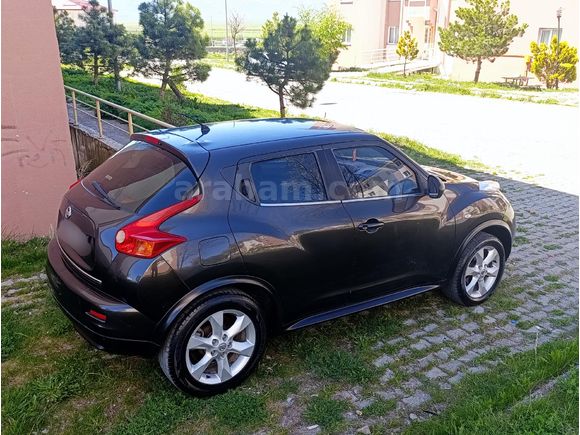 Nissan Juke 1.6 Tekna )