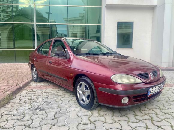 Galeriden Renault Megane 1.6 RTA 2001 Model Konya