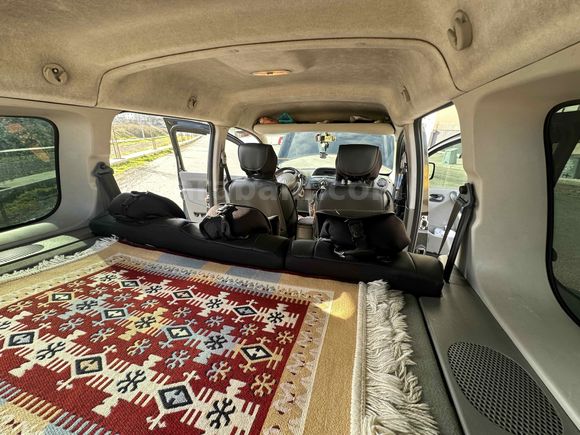 Sahibinden Renault Kangoo Multix 1.5 dCi Expression 2008 Model 