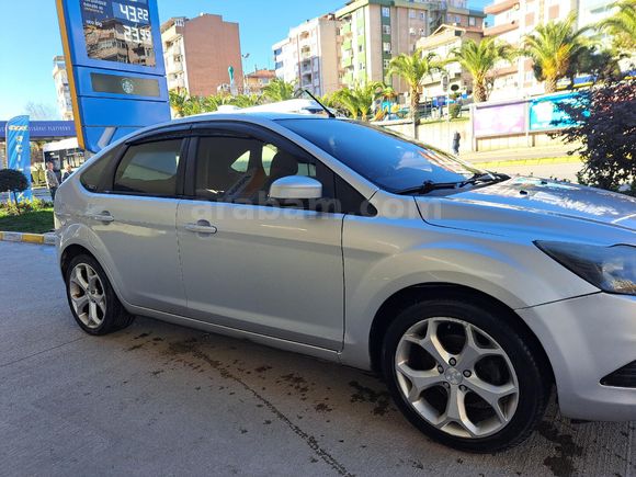 Sahibinden Ford Focus 1.6 Comfort 2011 Model