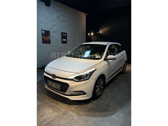 Sahibinden Hyundai i20 1.4 MPI Elite 2016 Model