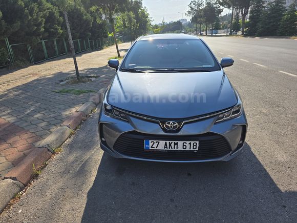 Acil Satılık Temiz Garantili Yetkili Servis Bakımlı Toyota Corolla Dream 
