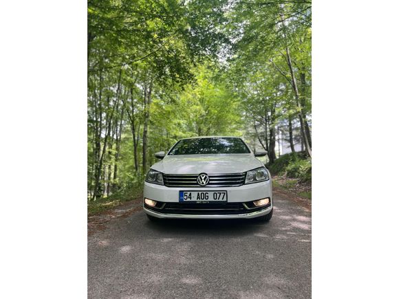 Sahibinden Volkswagen Passat 1.4 TSi BlueMotion Highline 2014 Model  183.000 km Beyaz