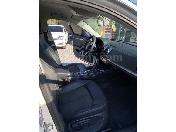Sahibinden Audi A3 Sportback 1.6 TDI Ambiente 2013 Model 