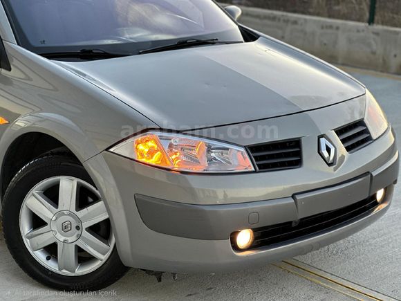 Sahibinden Renault Megane 1.6 Dynamique 2004 Model  125.000 km Gri (Gümüş)