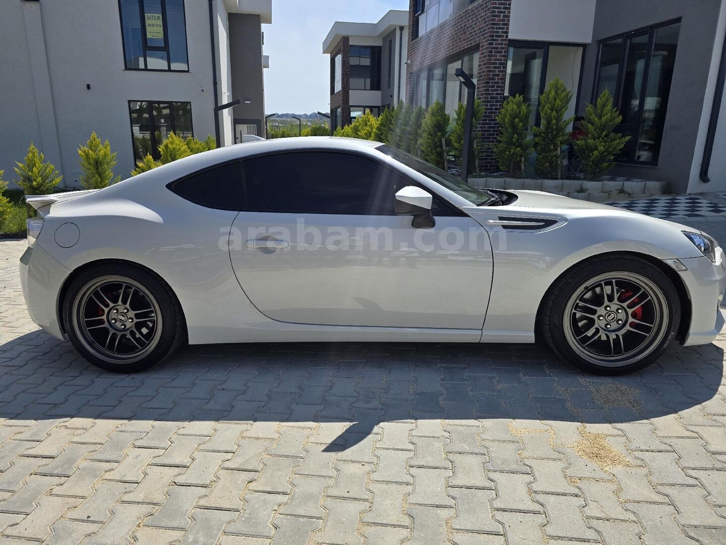 Sahibinden Subaru BRZ 2.0R Premium 2015 Model Tekirdağ 64.900 km Beyaz 1