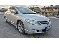 Sahibinden Honda Civic 1.6i VTEC Premium 2009 Model