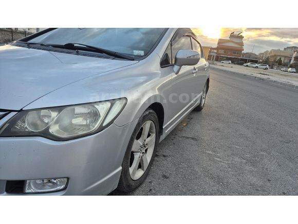 Sahibinden Honda Civic 1.6i VTEC Premium 2009 Model