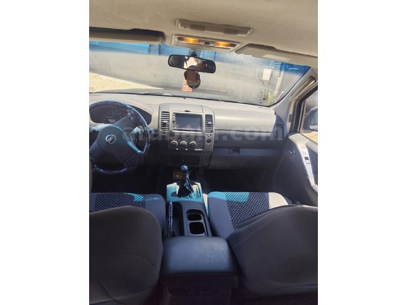 sahibinden 2009 4x2 Navara h