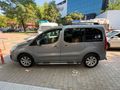SARAY OTO’DAN 2017 MODEL PEUGEOT PARTNER ZENİTH 138.000KM 