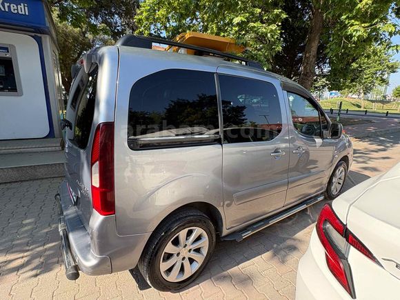 SARAY OTO’DAN 2017 MODEL PEUGEOT PARTNER ZENİTH 138.000KM 