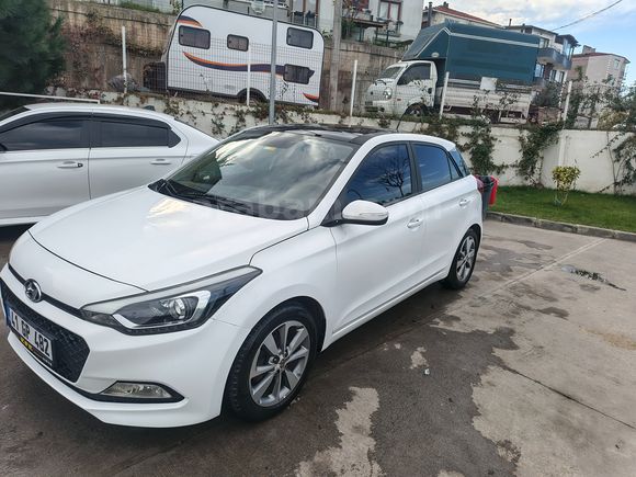 Sahibinden Hyundai i20 1.2 MPI Elite 2016 Model 