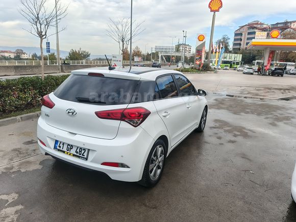 Sahibinden Hyundai i20 1.2 MPI Elite 2016 Model 