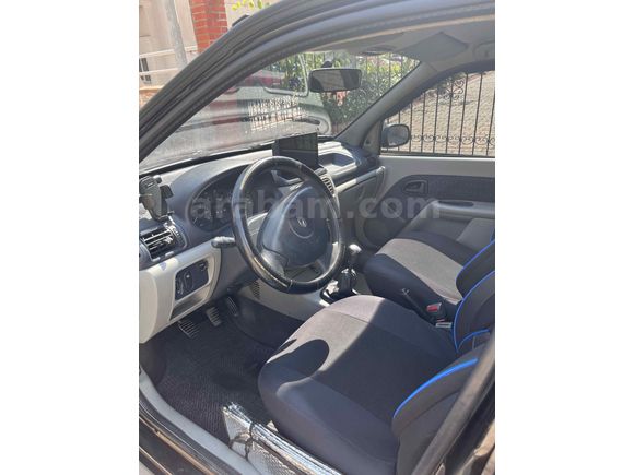 Sahibinden Renault Clio 1.4  Benzin&Lpg (Klimasız) 