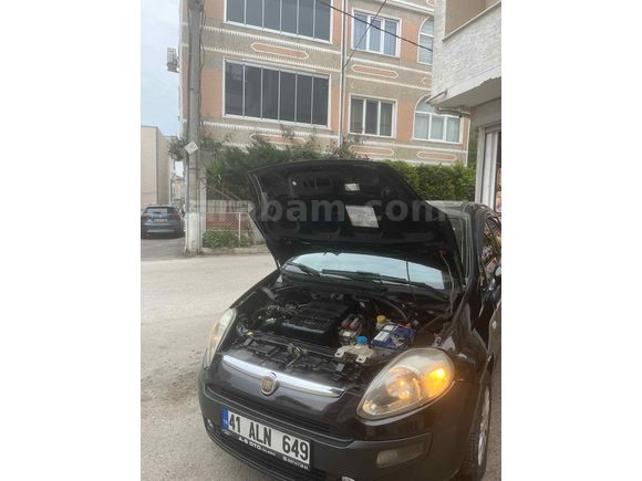 Sahibinden Fiat Punto EVO 1.4 Fire Dynamic 2011 Model 