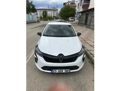 Sahibinden Renault Clio 1.0 TCe Equilibre 2023 Model 