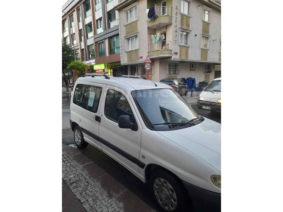 Sahibinden Peugeot Partner 1.9 D 2000 Model 