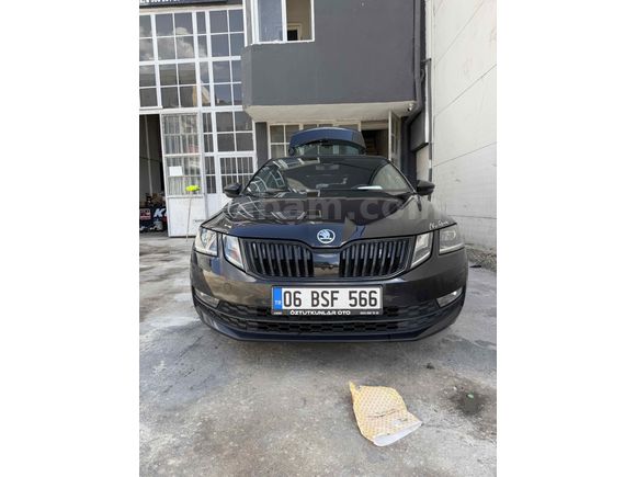 Sahibinden Skoda Octavia 1.5 TSI Sport 2019 Model 