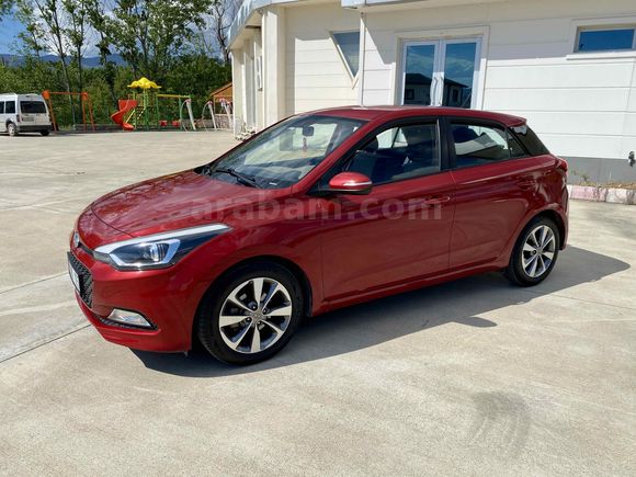 Sahibinden Hyundai i20 1.2 MPI Style 2015 Model 