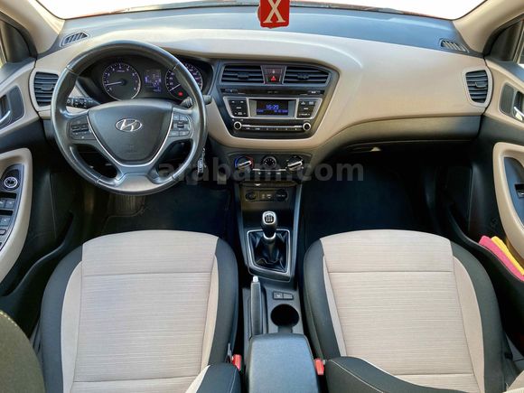 Sahibinden Hyundai i20 1.2 MPI Style 2015 Model 