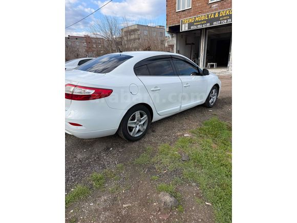 Sahibinden Renault Fluence 1.5 dCi Touch 2015 Model 