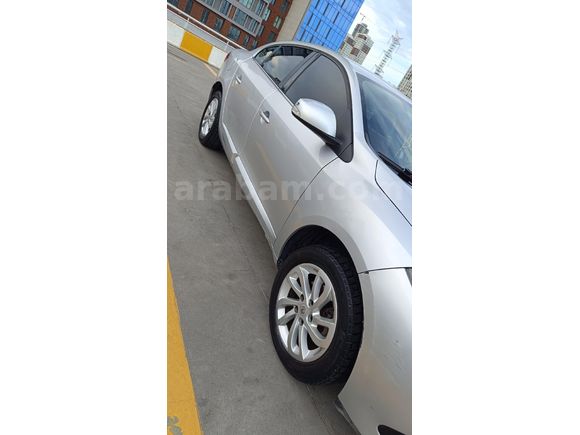 Sahibinden Renault Fluence 1.5 dCi Touch Plus 2014 Model