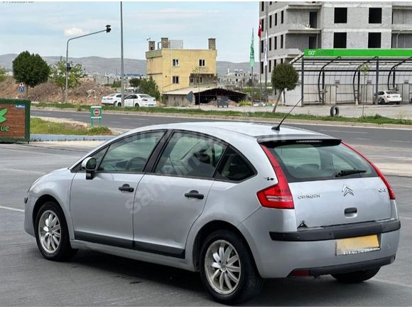 Sahibinden Citroen C4 1.4 SX 2009 Model  235.000 km Gri