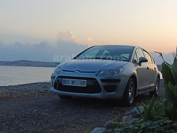 Sahibinden Citroen C4 1.4 SX 2009 Model  235.000 km Gri