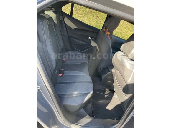 Sahibinden Peugeot 2008 1.2 PureTech Allure 2024 Model 