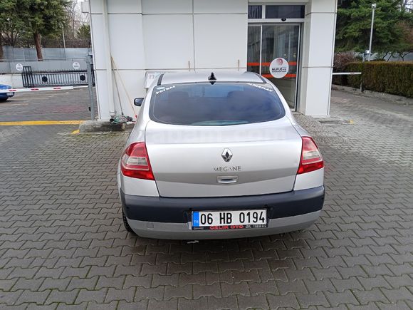 Sahibinden Renault Megane 1.6 Authentique 2009 Model  223.000 km Gri