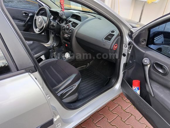 Sahibinden Renault Megane 1.6 Authentique 2009 Model  223.000 km Gri