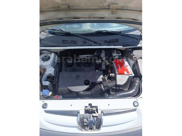 Sahibinden Peugeot Partner 1.9 D 2008 Model
