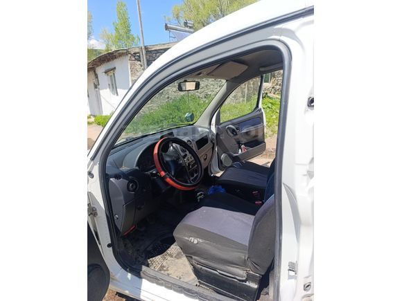 Sahibinden Peugeot Partner 1.9 D 2008 Model