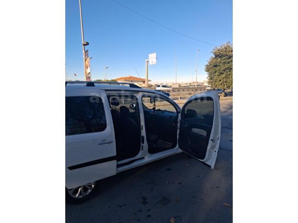 Sahibinden Renault Kangoo Multix 1.5 dCi Touch 2016 Model