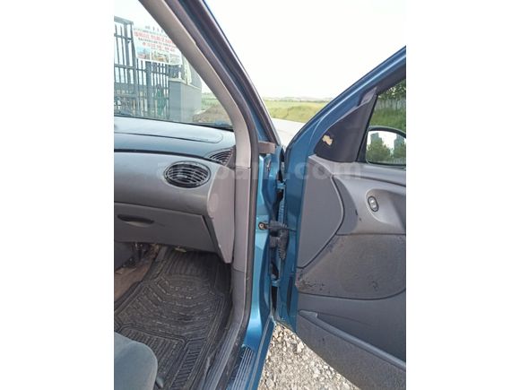 TEMİZ FORD FOCUS 1 GHİNA