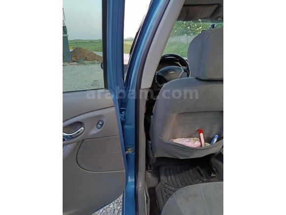 TEMİZ FORD FOCUS 1 GHİNA