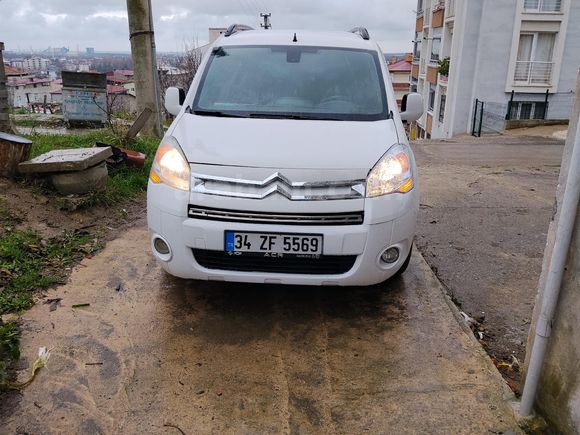 Sahibinden Citroen Berlingo 1.6 Multispace 2011 Model