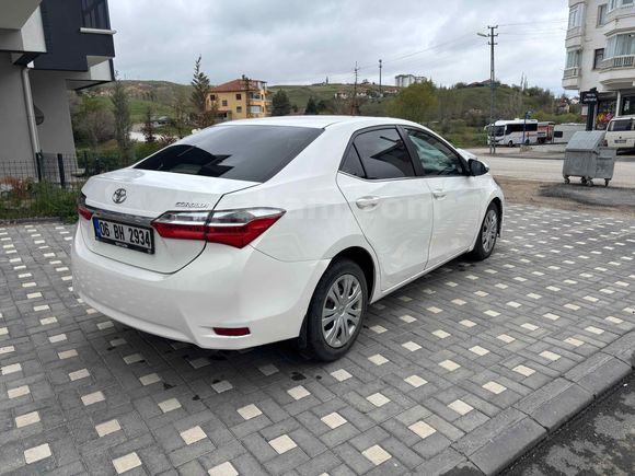 Sahibinden Toyota Corolla 1.4 D-4D Touch 2017 Model 