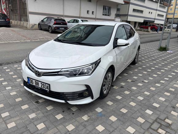 Sahibinden Toyota Corolla 1.4 D-4D Touch 2017 Model 