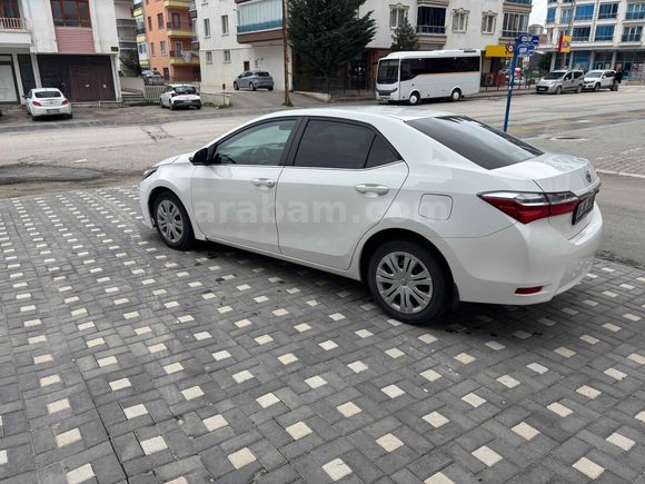 Sahibinden Toyota Corolla 1.4 D-4D Touch 2017 Model 