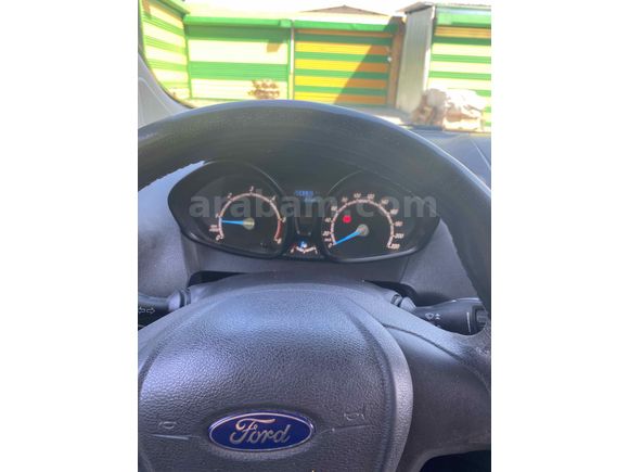 Sahibinden Ford Transit Courier 1.5 TDCi Trend 2017 Model 