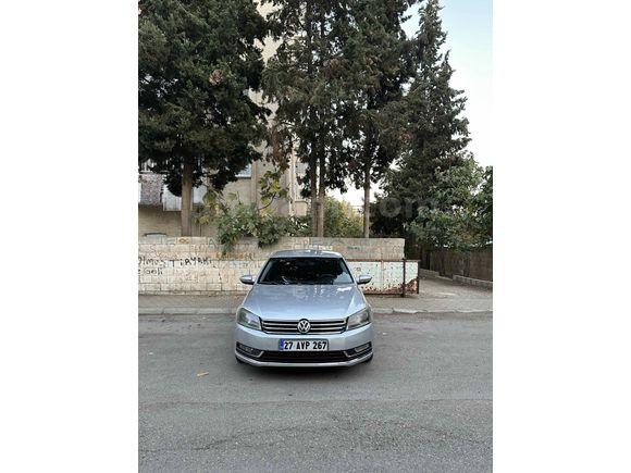 Sahibinden sorunsuz Passat 