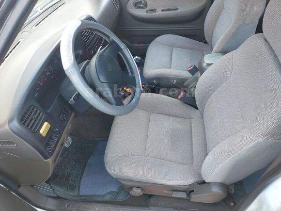 Sahibinden Kia Sportage 2.0 TD 1999 Model