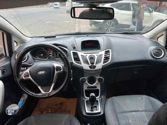 Sahibinden Ford Fiesta 1.4 Titanium 2012 Model 