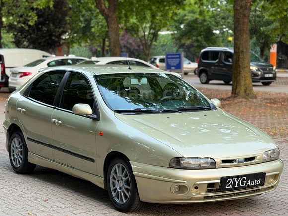 Sahibinden temiz aile aracı. Orjinal 150.000 de.