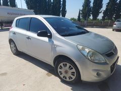 Sahibinden Hyundai i20 1.4 CVVT Team 2012 Model  140.000 km Gri