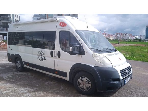 Öğretmenden bakımlı Motokaravan  